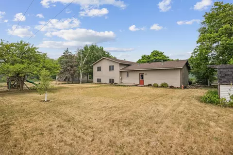 1408 Cheryl Dr, Saint Cloud, MN 56301 photo 4