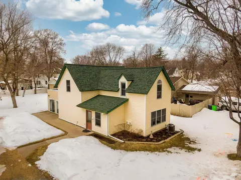 115 S Starr Ave, New Richmond, WI 54017