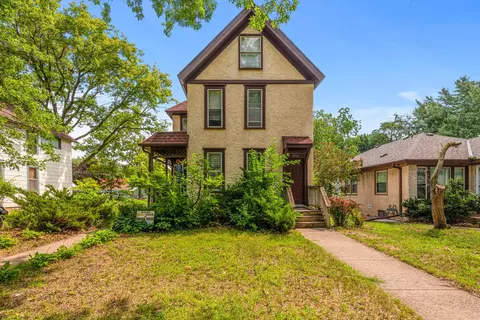 2523 28th Ave S, Minneapolis, MN 55406