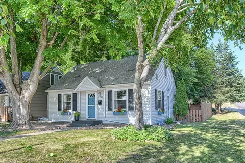 2700 Dakota Ave S, Saint Louis Park, MN 55416