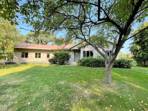 502 Hill Ave, Star Prairie, WI 54026