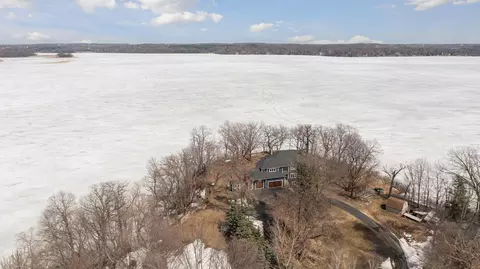 5112 S Lakeshore Dr, Independence, MN 55359