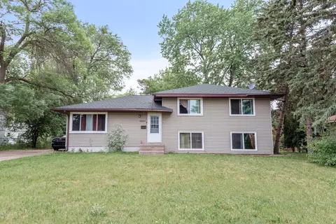 6907 Regent Ave N, Brooklyn Center, MN 55429