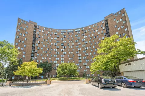 1181 Edgcumbe Rd #316, Saint Paul, MN 55105