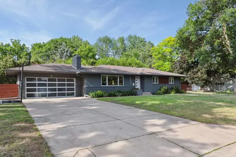 5330 Topel Rd, Golden Valley, MN 55422
