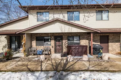 106 Conner Cir SW, Rochester, MN 55902