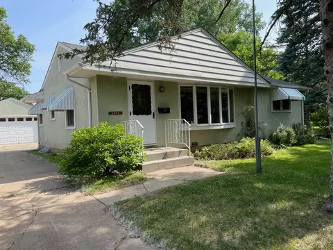 1314 Seminole Ave, West Saint Paul, MN 55118