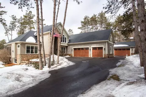 436 Jack Pine Dr, Hudson, WI 54016