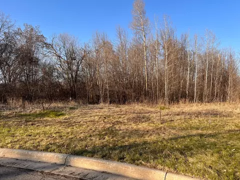 1505 Boulder Dr, Sartell, MN 56377