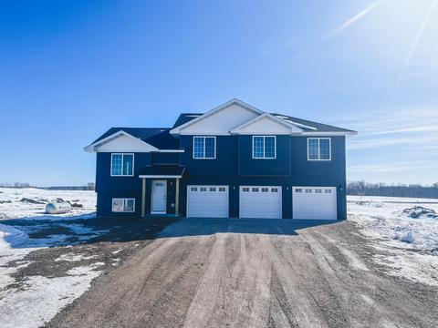 16183 Eagle Ridge Cir, Pine City, MN 55063