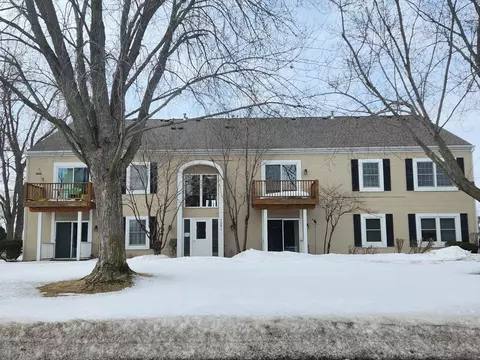 1551 Namekagon St #7, Hudson, WI 54016
