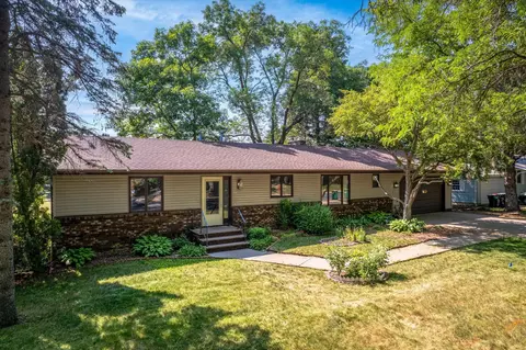 333 N Wasson Ln, River Falls, WI 54022