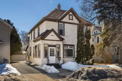 708 Randolph Ave, Saint Paul, MN 55102