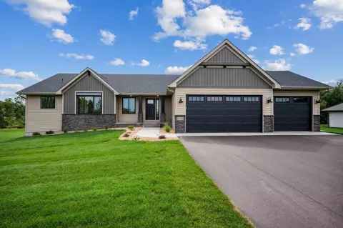 8948 265th Ct NE, Stacy, MN 55079