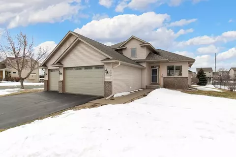 4599 196th St W, Farmington, MN 55024