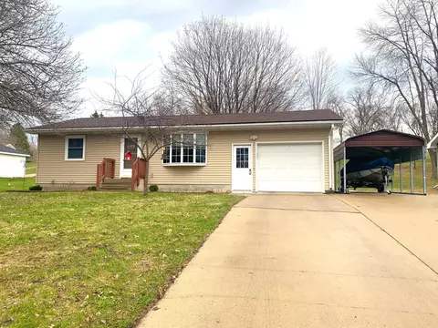 1400 Oak Dr, Montevideo, MN 56265