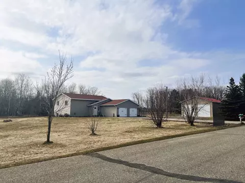 3502 Valley View Dr NE, Bemidji, MN 56601