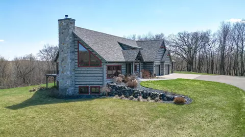 w3345 County Road West, Eleva, WI 54738