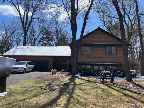 858 90th Ave NW, Coon Rapids, MN 55433