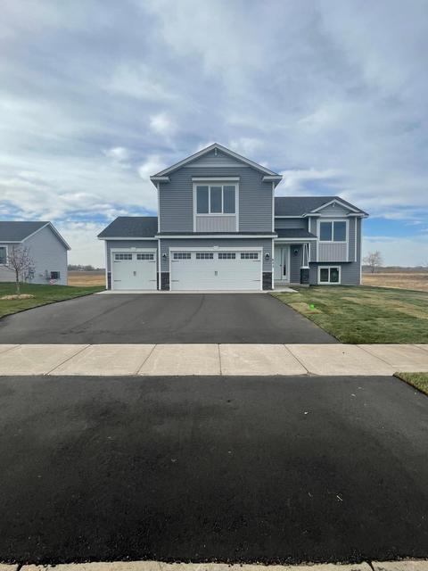 8155 Wood Duck Way, Clear Lake, MN 55319