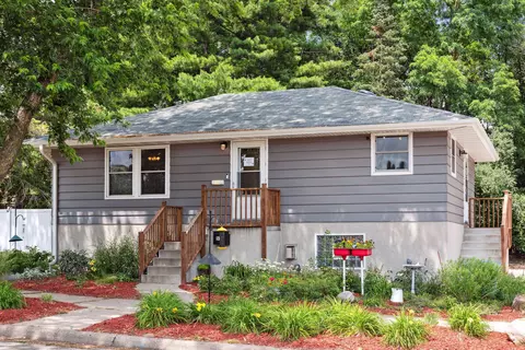 51 Magnolia Ave E, Saint Paul, MN 55117