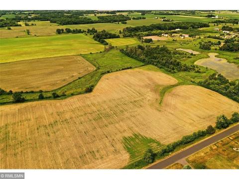 Xxxl3 347th Street, Lindstrom, MN 55045