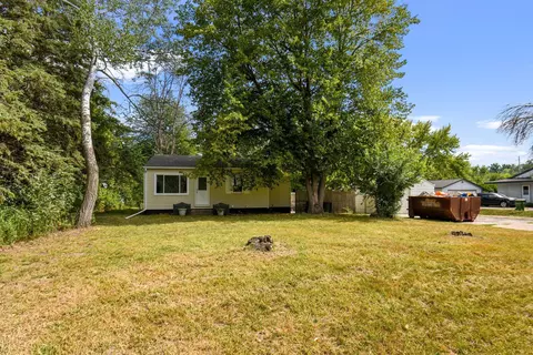 8881 Dunlap Ave, Lexington, MN 55014