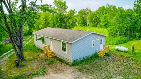 26009 Irvine Ave NE, Bemidji, MN 56601