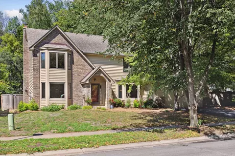 13535 Pennock Ave, Apple Valley, MN 55124
