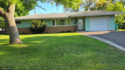 3207 Quarles Rd, Brooklyn Center, MN 55429
