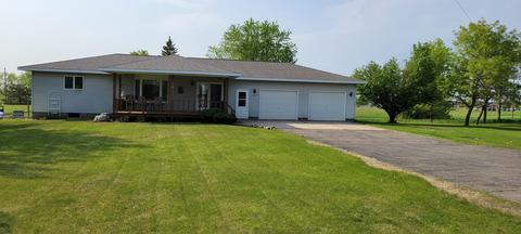 231 Maple Ave S, Ottertail, MN 56571
