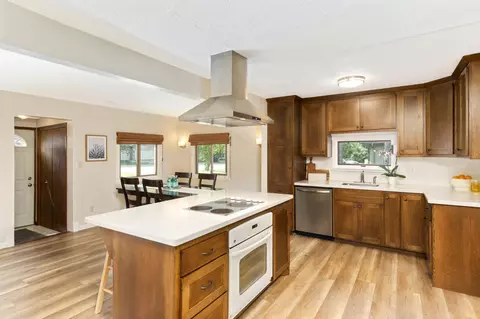 4628 Douglas Dr N, Crystal, MN 55422