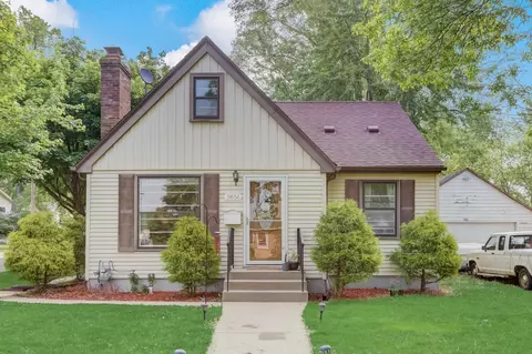 3856 Scott Ave N, Robbinsdale, MN 55422