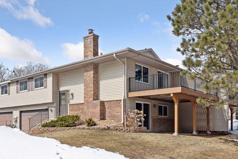 4150 Sylvia Ln S, Shoreview, MN 55126