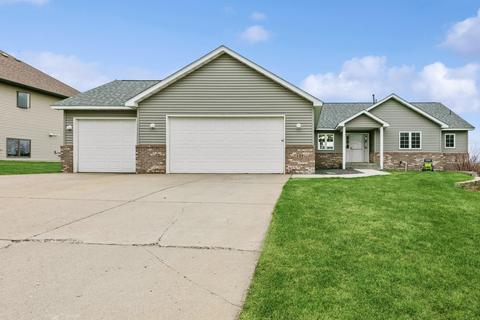 101 Sunrise Heights Cir, Buffalo, MN 55313