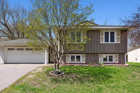 5029 142nd Path W, Apple Valley, MN 55124