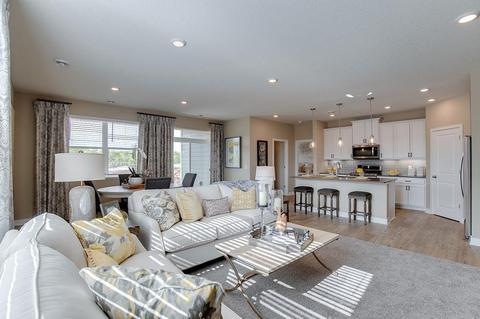 18322 Hamby Way, Lakeville, MN 55044