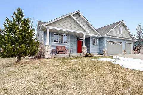 2300 Elianna Dr, Northfield, MN 55057