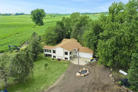 9600 Dennison Blvd S, Northfield, MN 55057