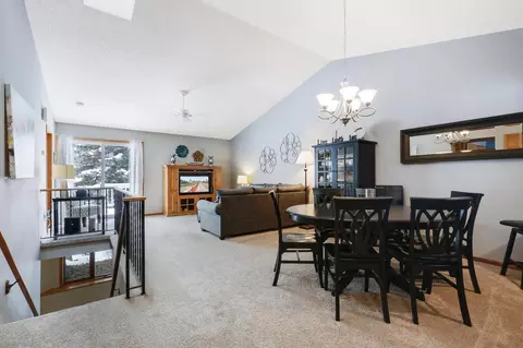 2689 Lake Court Cir #73, Mounds View, MN 55112