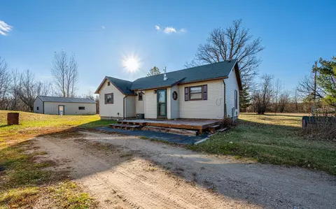 59794 Dora Lake Rd, Northome, MN 56661