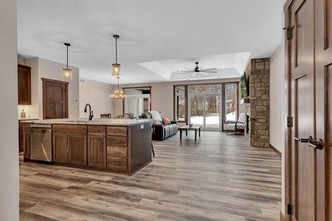 2043 Forest Ct, Saint Cloud, MN 56303 photo 7