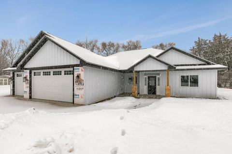 2043 Forest Ct, Saint Cloud, MN 56303