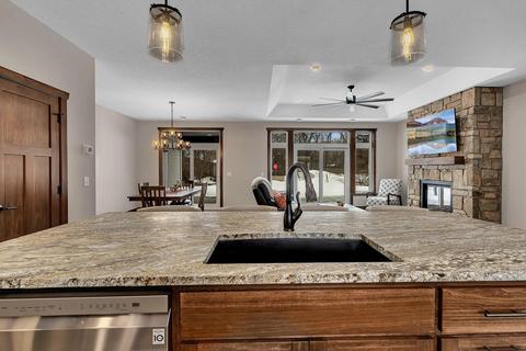 2043 Forest Ct, Saint Cloud, MN 56303 photo 5