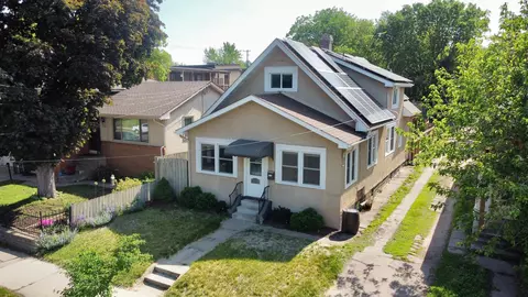 2109 4th St NE, Minneapolis, MN 55418