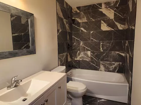 3451 Highlander Dr, Eagan, MN 55122 photo 11