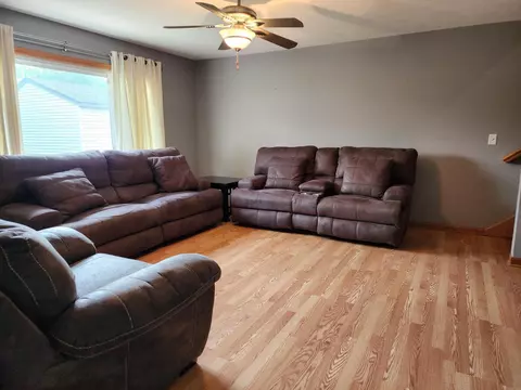 3451 Highlander Dr, Eagan, MN 55122 photo 6
