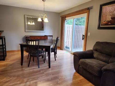 3451 Highlander Dr, Eagan, MN 55122 photo 5