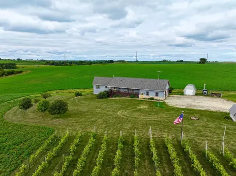 6251 125th St NE, Elgin, MN 55932