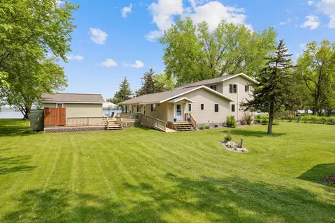 14530 160th St NE, Spicer, MN 56288